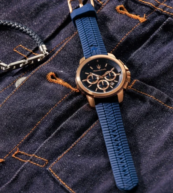 MASERATI Successo Chronograph Watch for Men, Sporty Dial & Silicone Strap